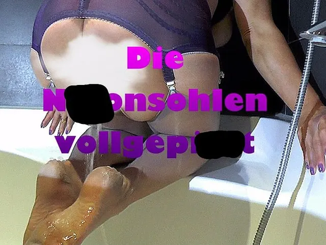 Die Nylonsohlen vollgepisst