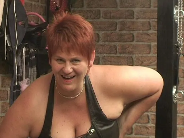 Handjob am Kreuz