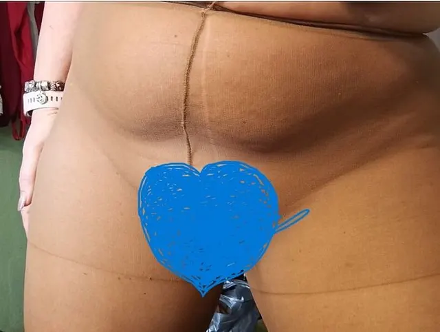 Nylons-  durch piss
