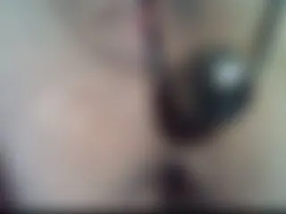 Nahaufnahme meiner triefenden Votze beim Abrotzen!!!!