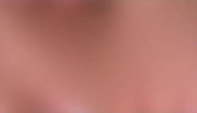 auf dem rücken gefistet, Arsch gefingert und geiler Orgasmus