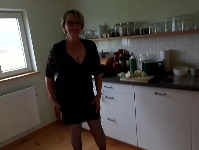 Sexy bei der Küchenarbeit