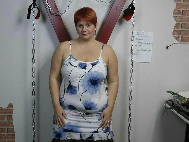 Bauchspanking und Tittenfolter
