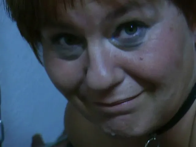 Vorschau aus Blowjob: Breitbeinig bespielt und lecker Sperma