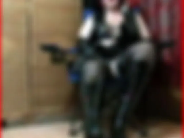 WICHS AUF MEINE LACKSTIEFEL Wichsanleitung