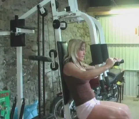 Autsch, anale Trainingsstunde