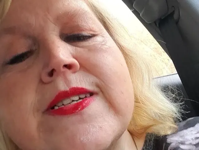 Vorschau aus Auto: Nach Blasdate im Auto .....