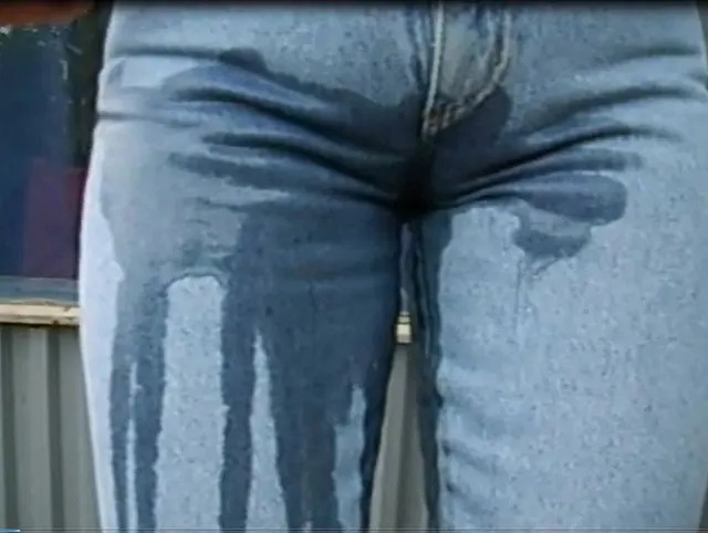 Jeans voll gepisst