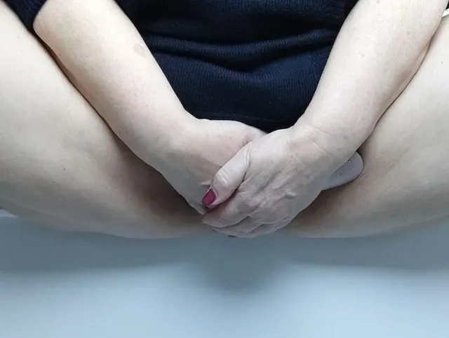 Ultimative Geräusche und nass gespritzt