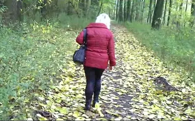 Kondom im Wald gefunden