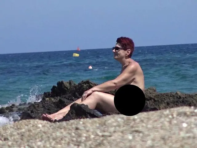 Am Wasser sitzen