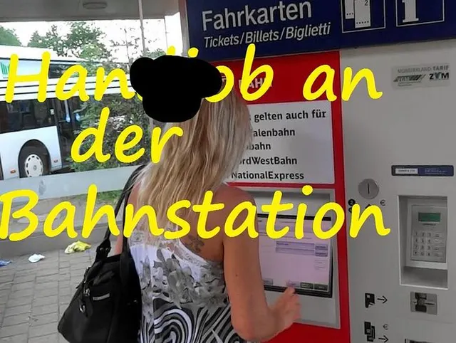 Handjob am Bahnhof