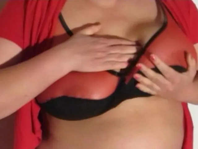 MILF - BH Größe 90 F