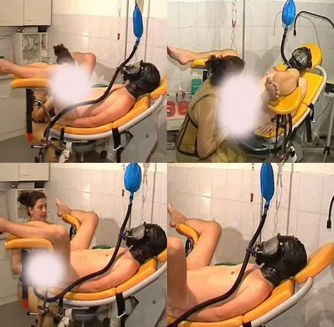Gasmaske mit Anal Dildo