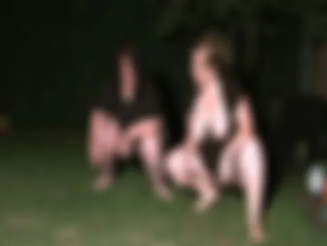Pissen im Duett