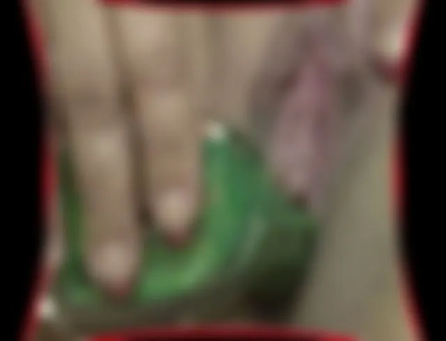 Dildofick mit scharfen Nails