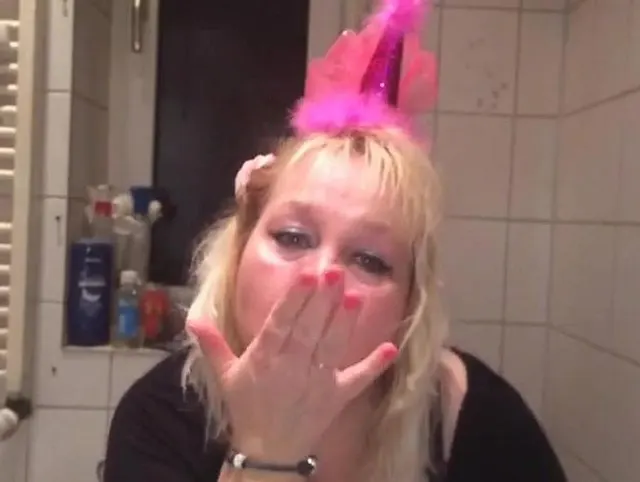 Silvester - Freundin filmt mich beim pissen